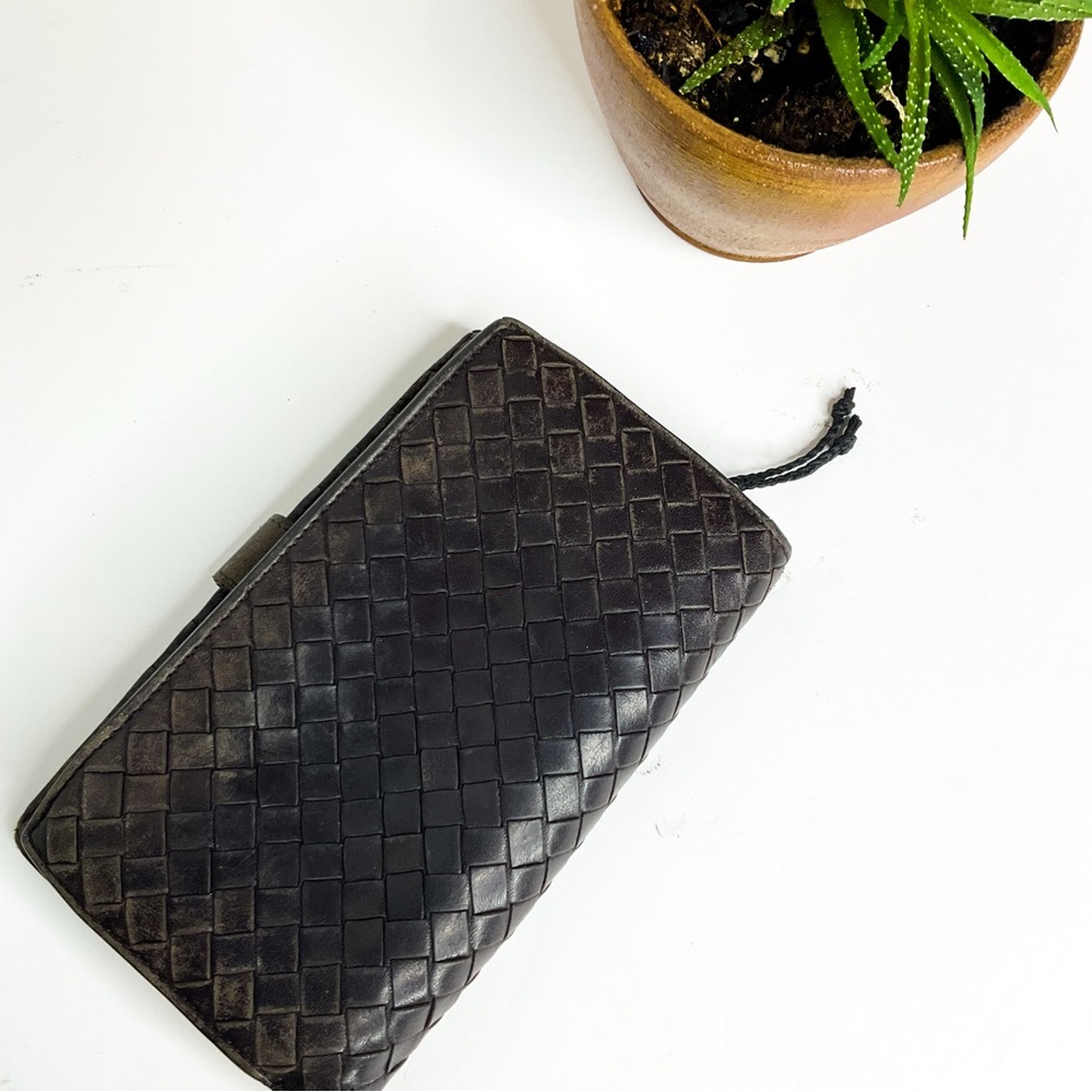 Bottega Veneta Wallet Brown Woven Leather Zip Around Organizer - Picture 4 of 10